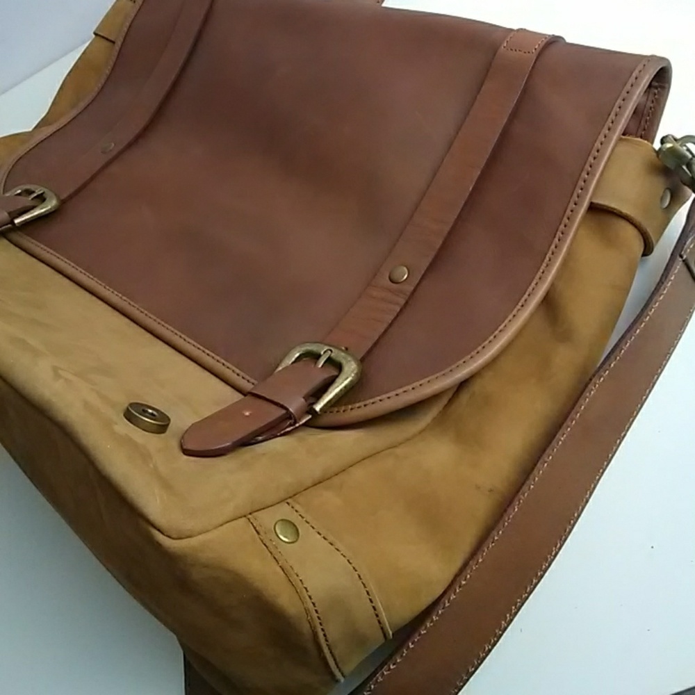 Brown leather briefcase messenger bag - Picture 8 of 8